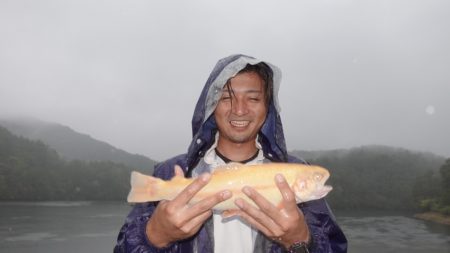 フィッシングレイクたかみや 釣果