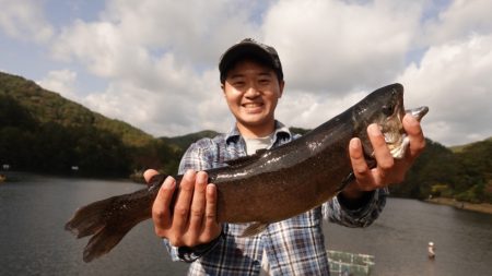 フィッシングレイクたかみや 釣果