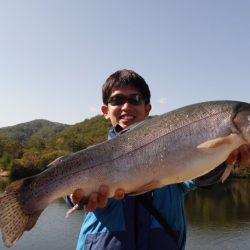 フィッシングレイクたかみや 釣果