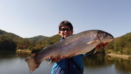フィッシングレイクたかみや 釣果