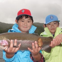 フィッシングレイクたかみや 釣果