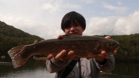 フィッシングレイクたかみや 釣果