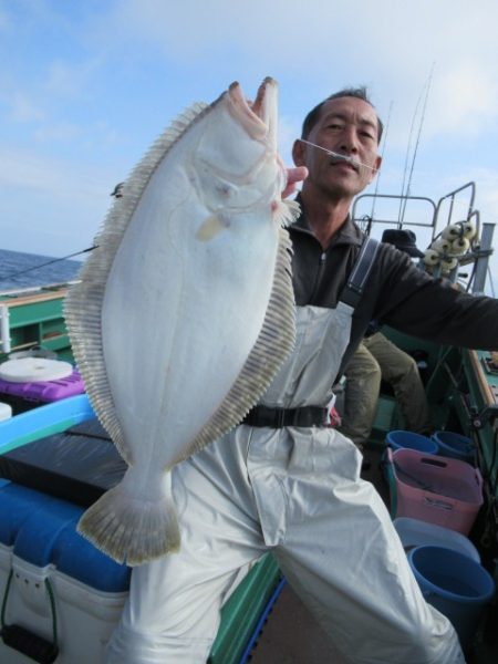 真祐丸 (しんゆうまる) 釣果