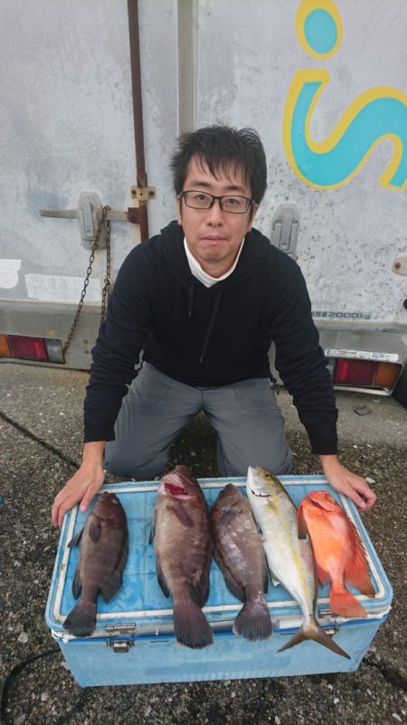 進誠丸 釣果