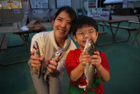 としまえんフィッシングエリア 釣果