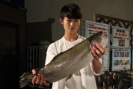 としまえんフィッシングエリア 釣果