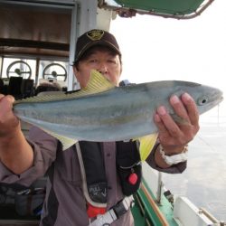 真祐丸 (しんゆうまる) 釣果