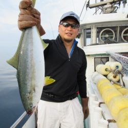 真祐丸 (しんゆうまる) 釣果