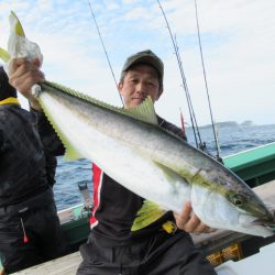 真祐丸 (しんゆうまる) 釣果