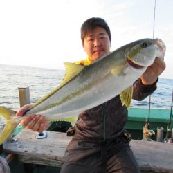 真祐丸 (しんゆうまる) 釣果