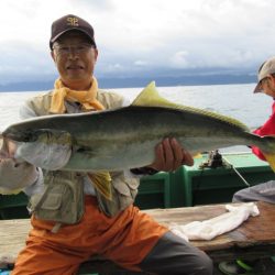 真祐丸 (しんゆうまる) 釣果