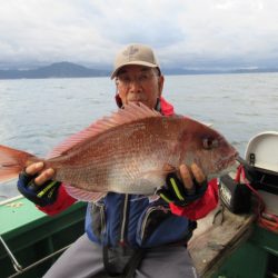 真祐丸 (しんゆうまる) 釣果