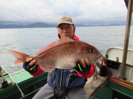 真祐丸 (しんゆうまる) 釣果