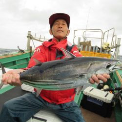 真祐丸 (しんゆうまる) 釣果