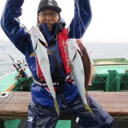 真祐丸 (しんゆうまる) 釣果