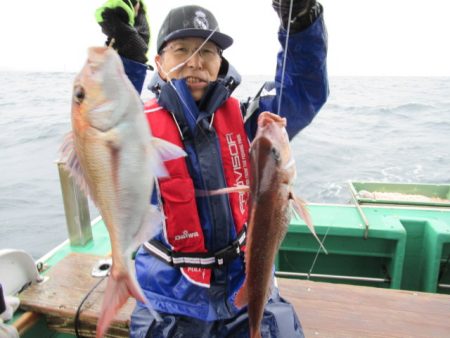 真祐丸 (しんゆうまる) 釣果