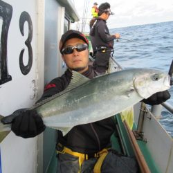 真祐丸 (しんゆうまる) 釣果