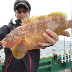 真祐丸 (しんゆうまる) 釣果