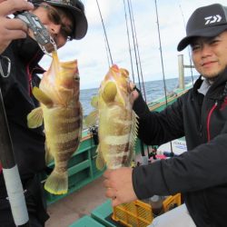 真祐丸 (しんゆうまる) 釣果