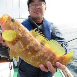 真祐丸 (しんゆうまる) 釣果