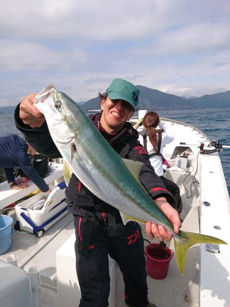 エンペラー 釣果