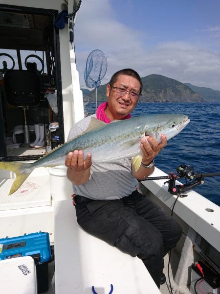 エンペラー 釣果