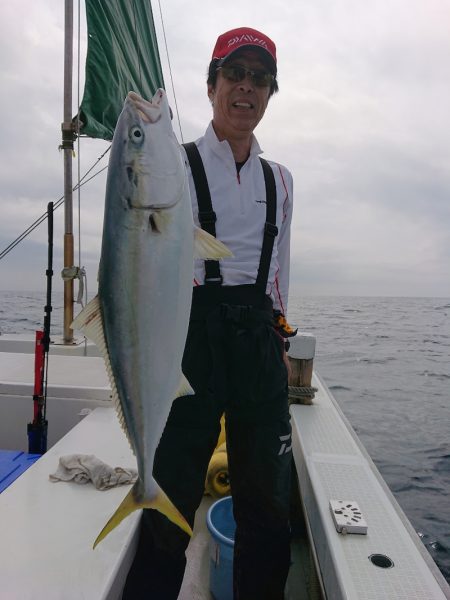 エンペラー 釣果