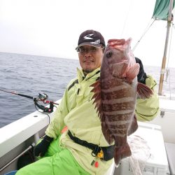 エンペラー 釣果