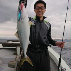 鷹王丸 釣果