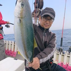 鷹王丸 釣果