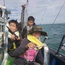 丸万釣船 釣果