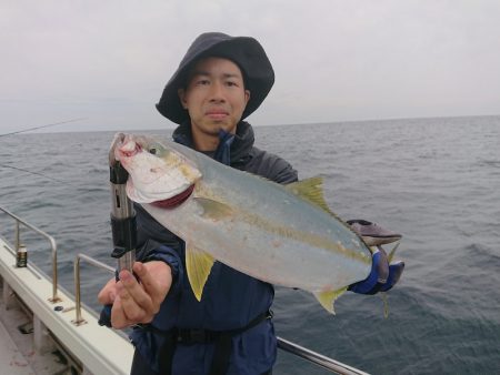 鷹王丸 釣果