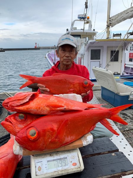 晃山丸 釣果