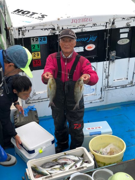 丸万釣船 釣果