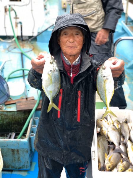 丸万釣船 釣果