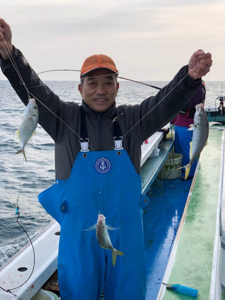 丸万釣船 釣果