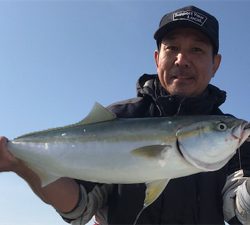 知り合いの船でブリ、メジロ、ハマチ狙い