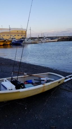 手漕ぎボートで