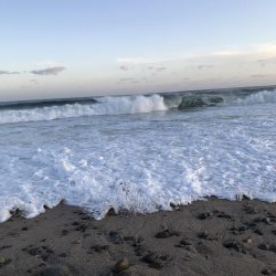 荒れ気味サーフ