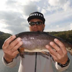 フィッシングレイクたかみや 釣果