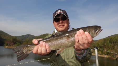 フィッシングレイクたかみや 釣果