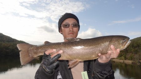 フィッシングレイクたかみや 釣果