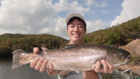 フィッシングレイクたかみや 釣果