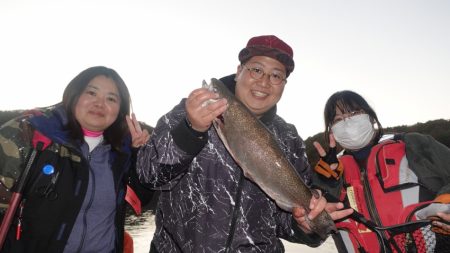 フィッシングレイクたかみや 釣果