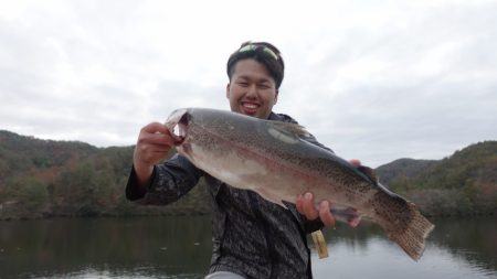 フィッシングレイクたかみや 釣果