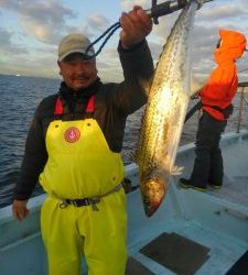東京湾探釣隊ぼっち 釣果