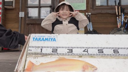 フィッシングレイクたかみや 釣果