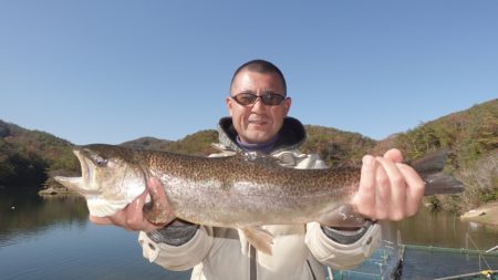 フィッシングレイクたかみや 釣果