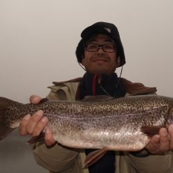 フィッシングレイクたかみや 釣果