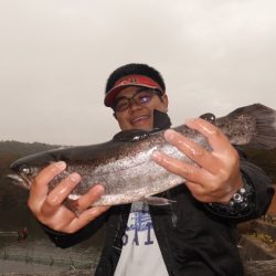 フィッシングレイクたかみや 釣果